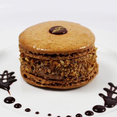 Macaron glacé noisette